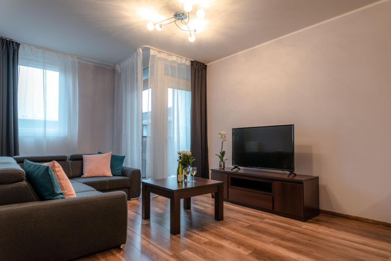 Pure Home Apartments - Gwiazdzista فروتسواف المظهر الخارجي الصورة