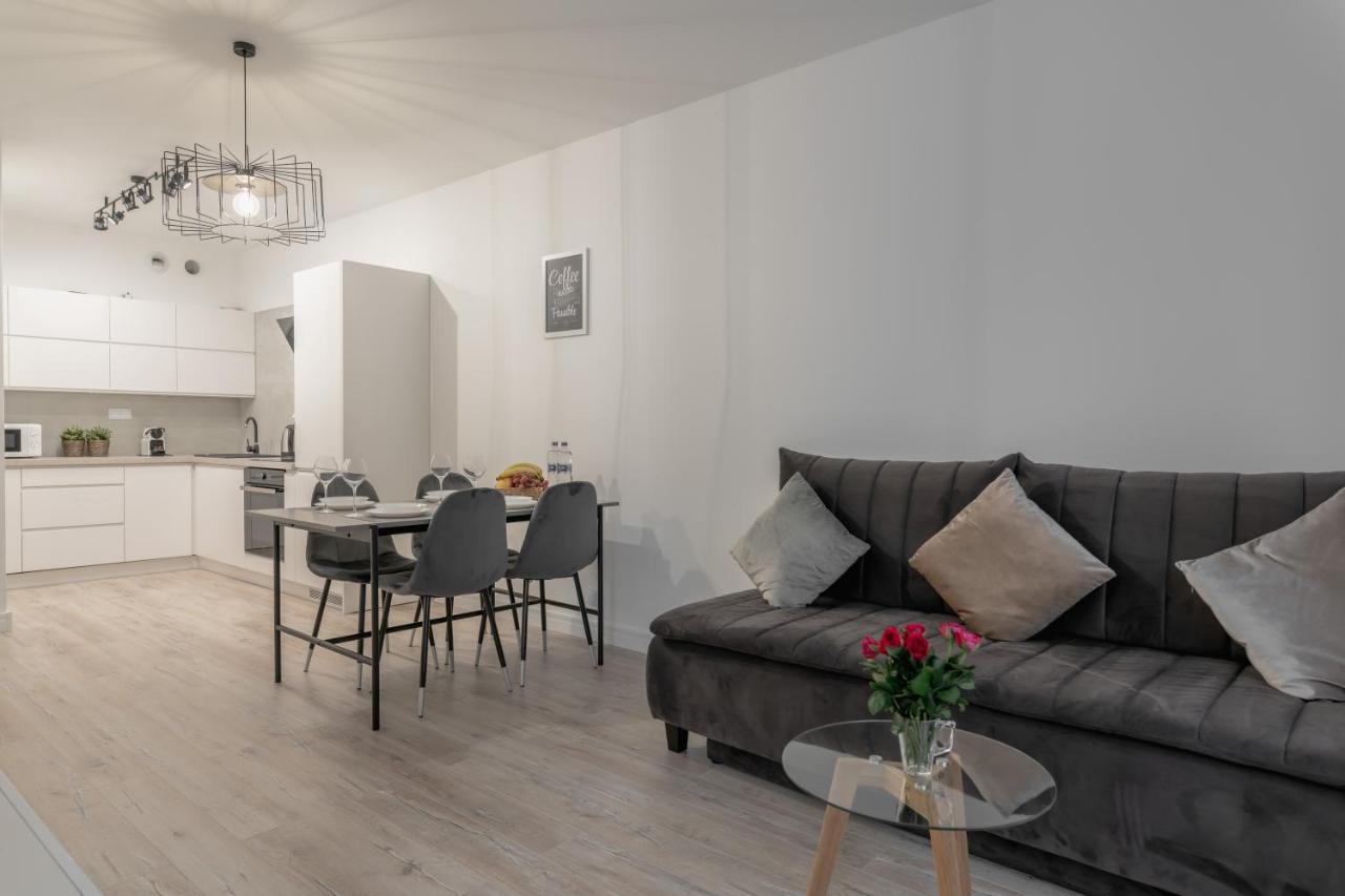 Pure Home Apartments - Gwiazdzista فروتسواف المظهر الخارجي الصورة